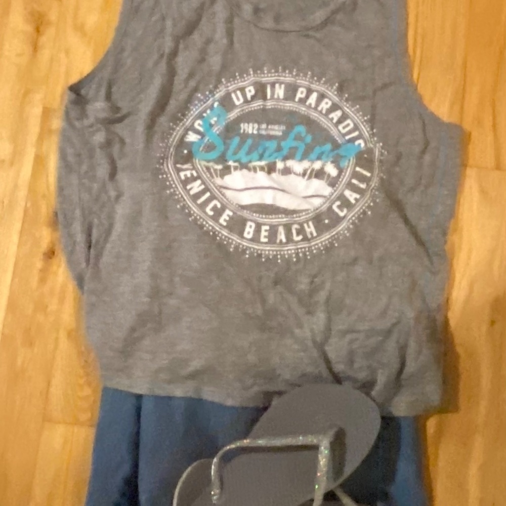Tank top - Picture 4 of 7